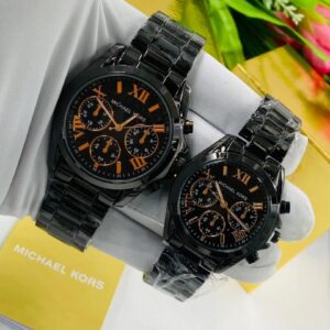 Couple's black-tone wristwatch